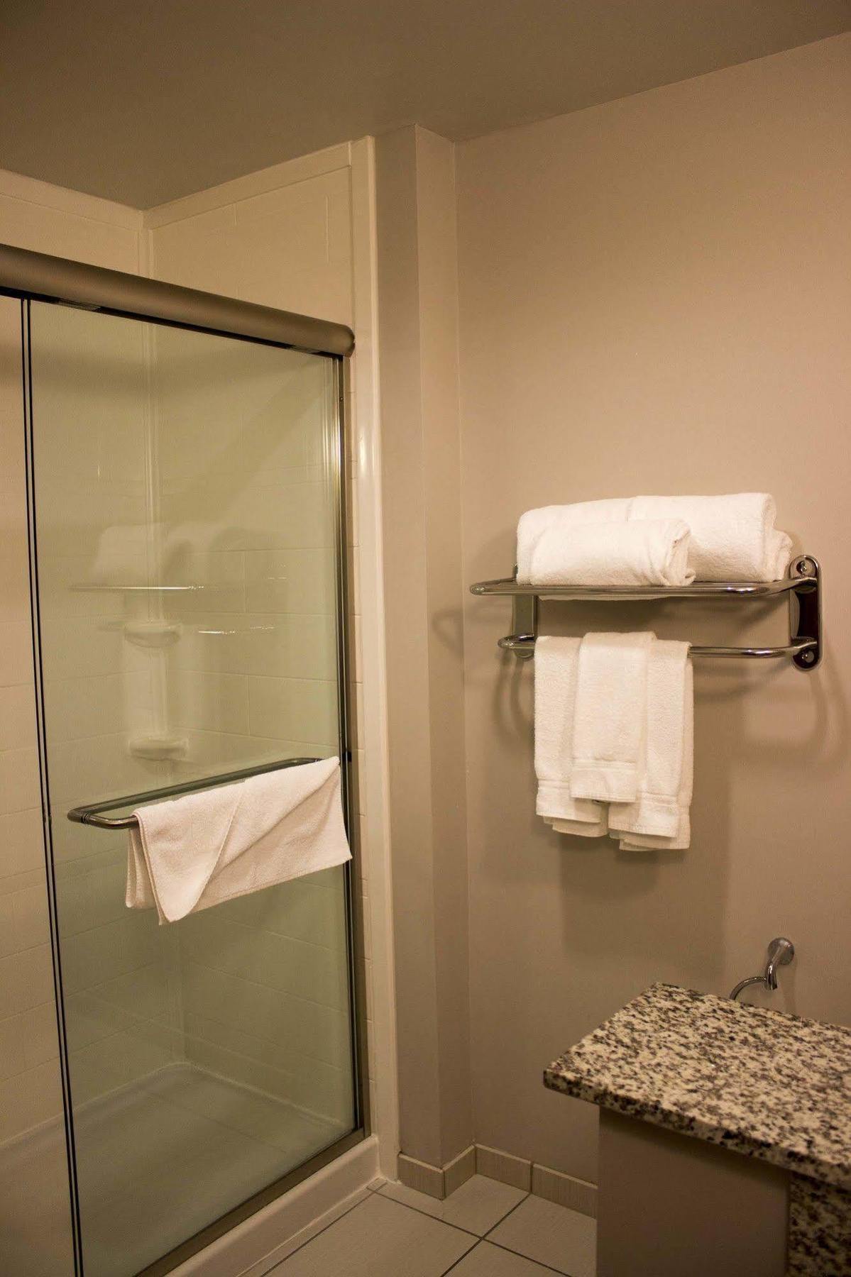 Holiday Inn Express And Suites Tahlequah By Ihg Exteriör bild